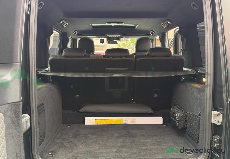 Mercedes G-class Black