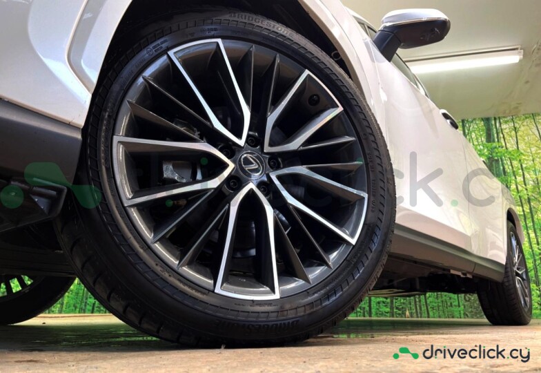 Lexus NX White