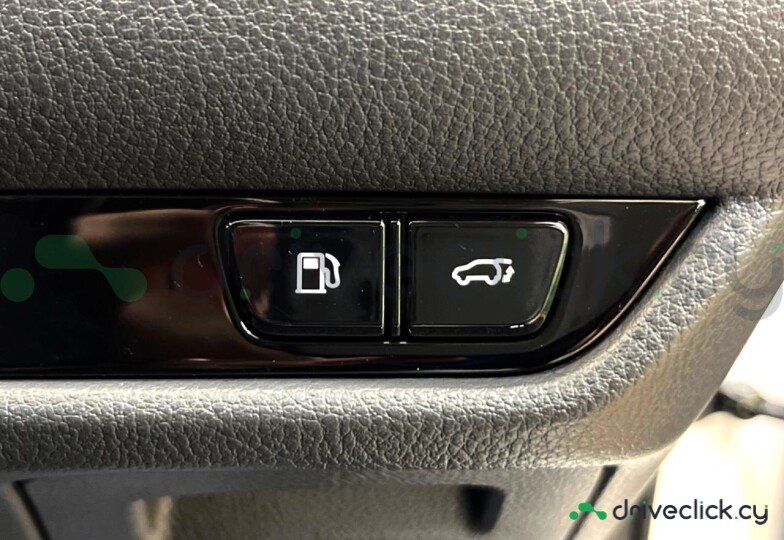 Lexus NX White