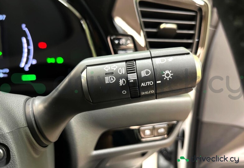Lexus NX White