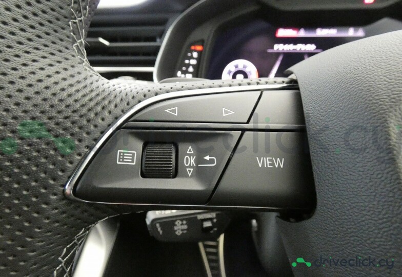 Audi Q7 White