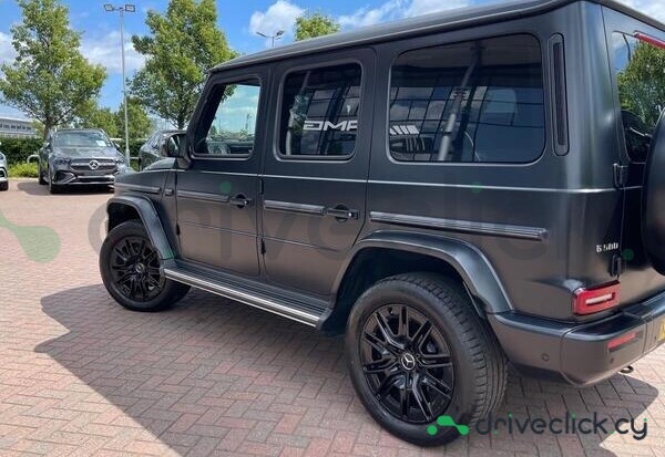 Mercedes G-class Black