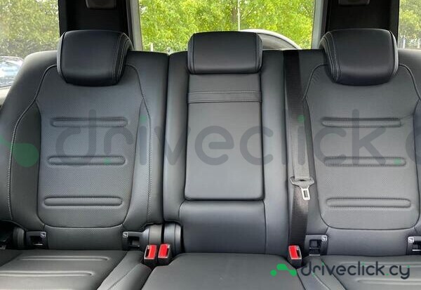 Mercedes G-class Black