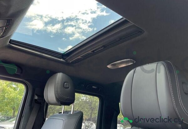 Mercedes G-class Black