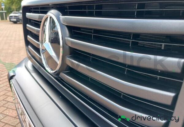 Mercedes G-class Black