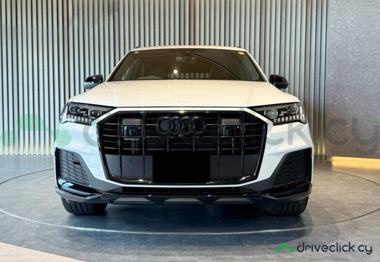 Audi Q7 White