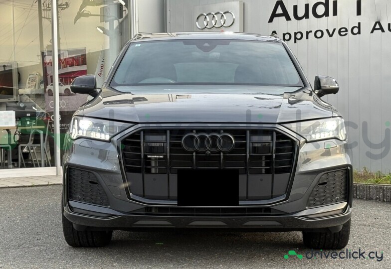 Audi Q7 Grey