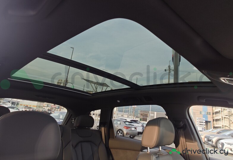 Audi Q7 Grey