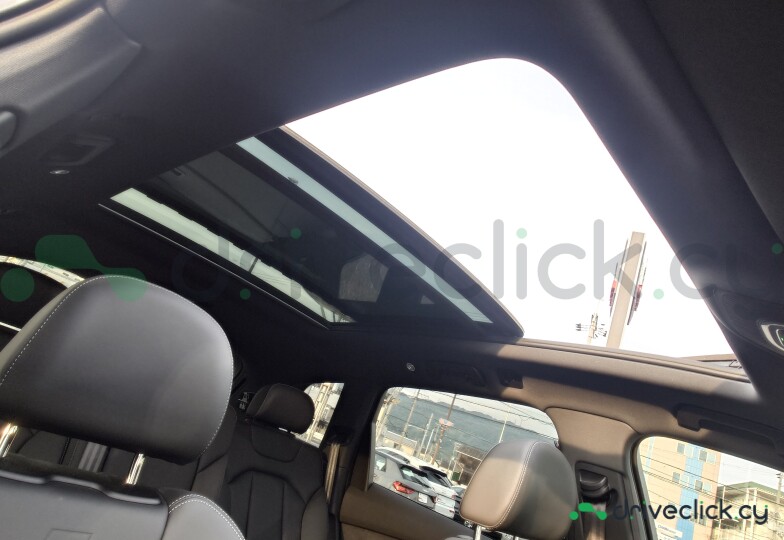 Audi Q7 Grey
