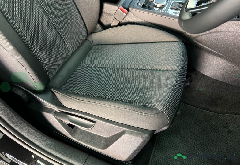 Audi Q2 Black