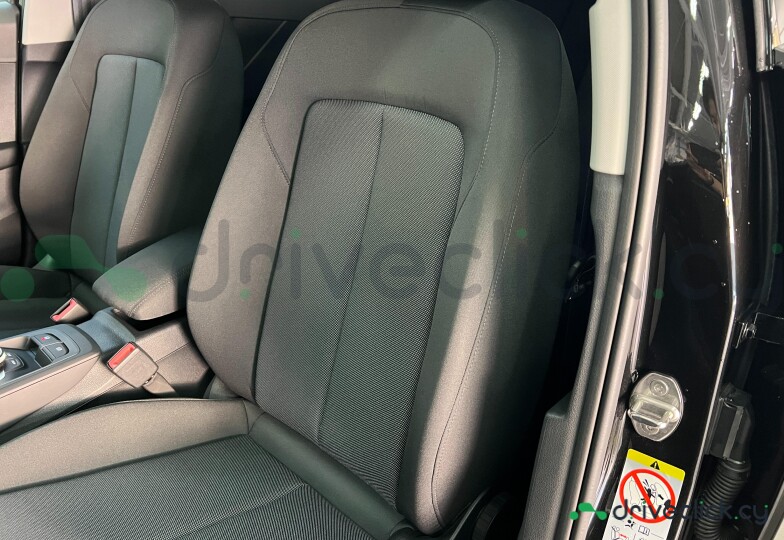 Audi Q2 Black