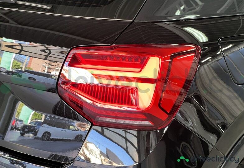 Audi Q2 Black