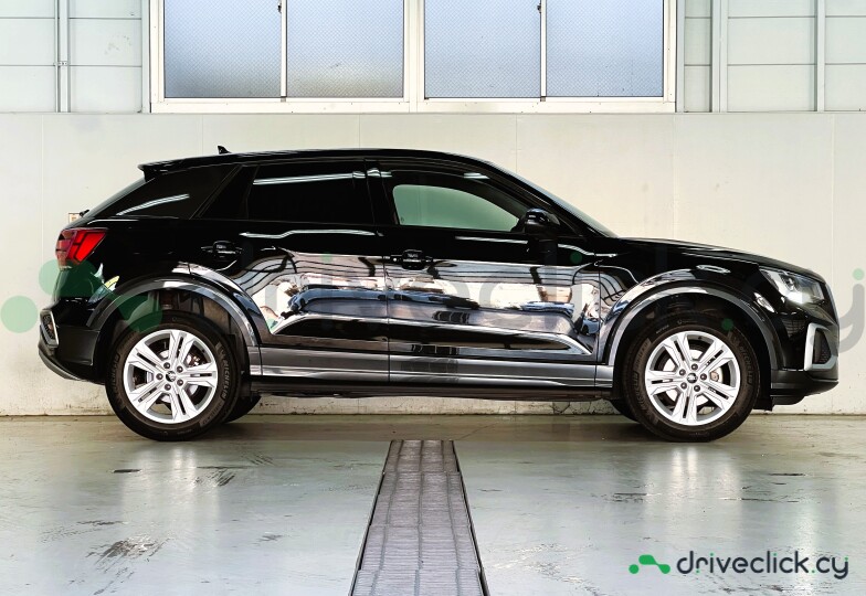 Audi Q2 Black