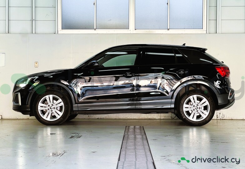 Audi Q2 Black