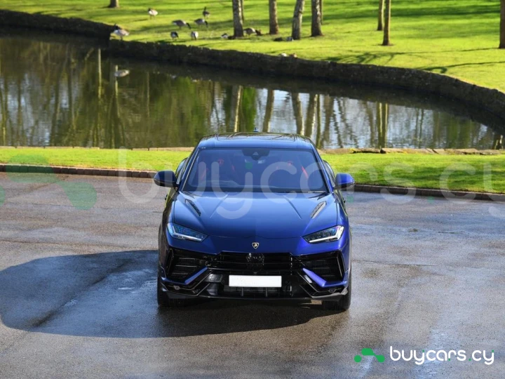 Lamborghini Urus Синий