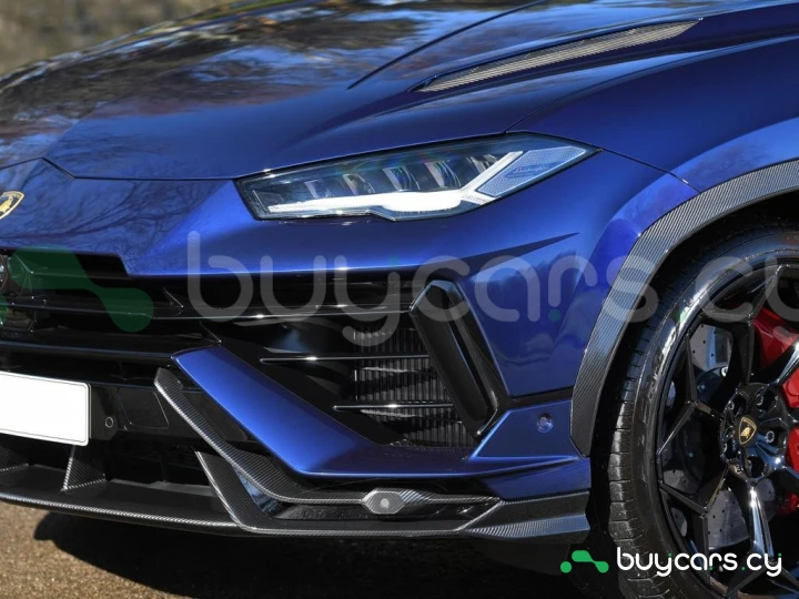 Lamborghini Urus Синий