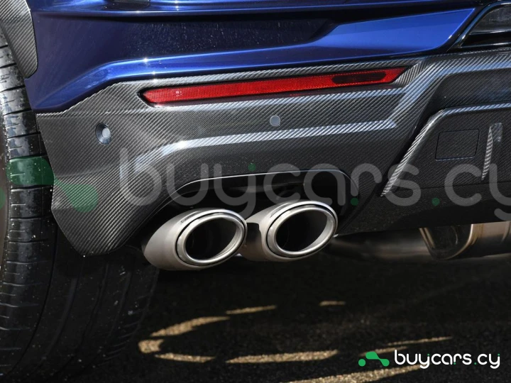 Lamborghini Urus Синий