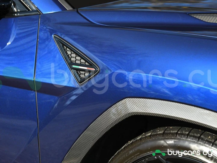 Lamborghini Urus Синий