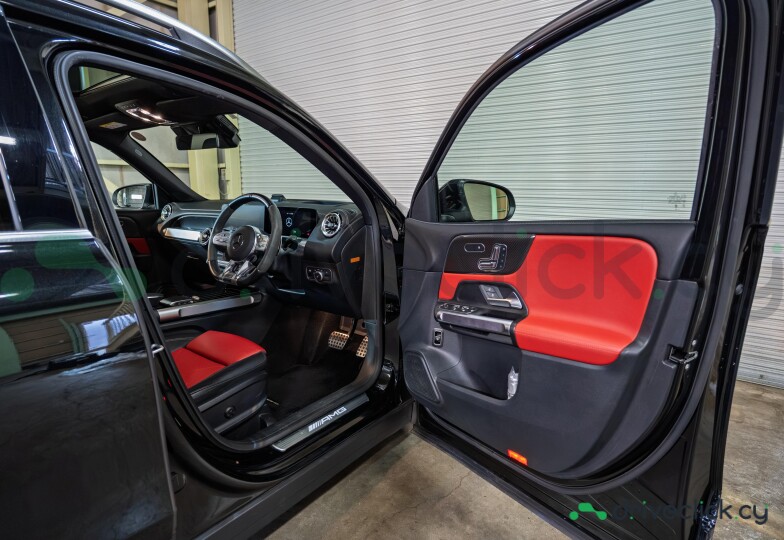 Mercedes GLB-class Black