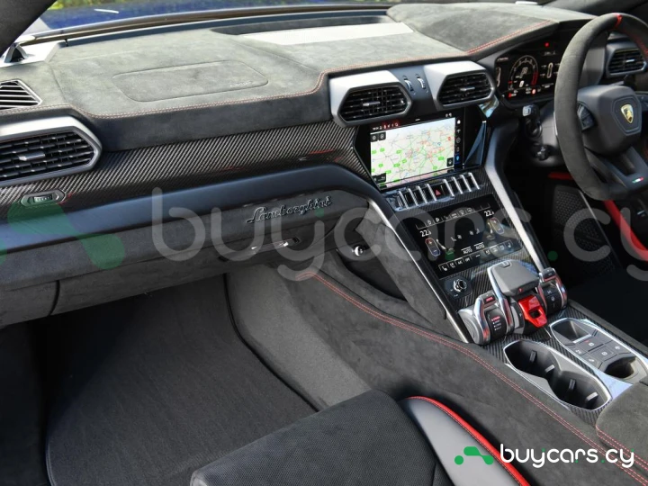 Lamborghini Urus Синий