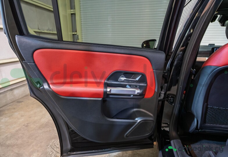 Mercedes GLB-class Black