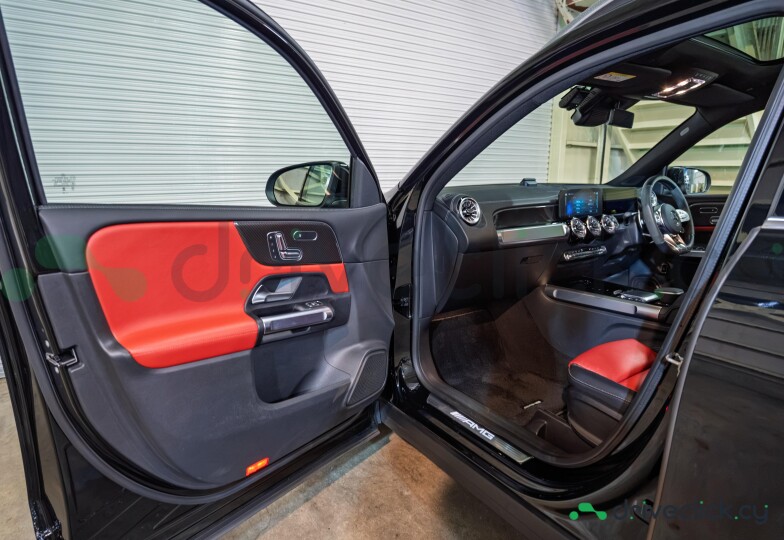 Mercedes GLB-class Black