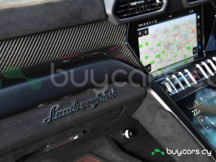 Lamborghini Urus Синий