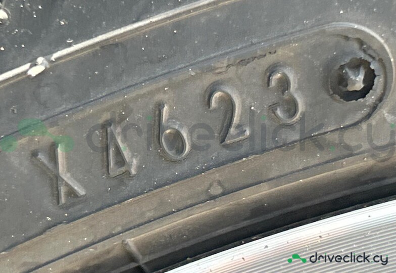 Subaru Impreza Белый