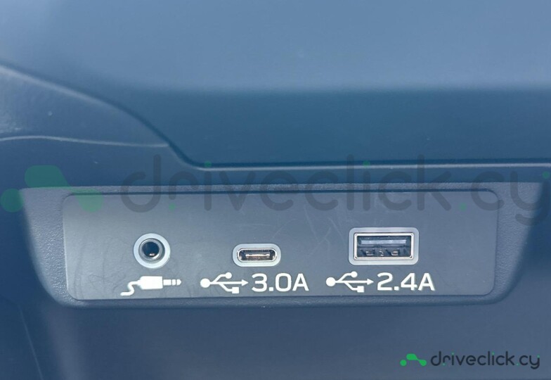 Subaru Impreza Белый