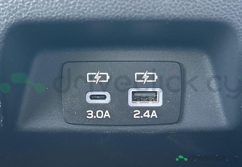 Subaru Impreza Белый