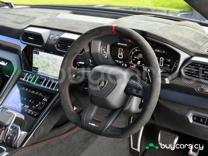 Lamborghini Urus Синий