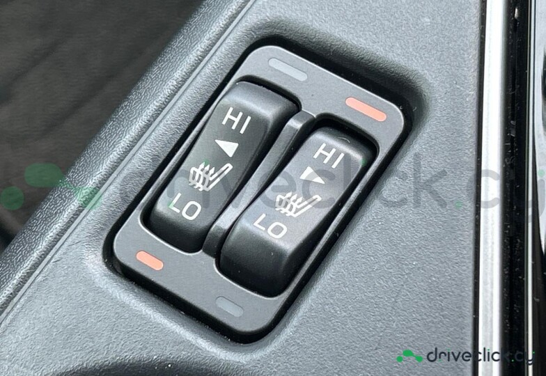 Subaru Impreza Белый