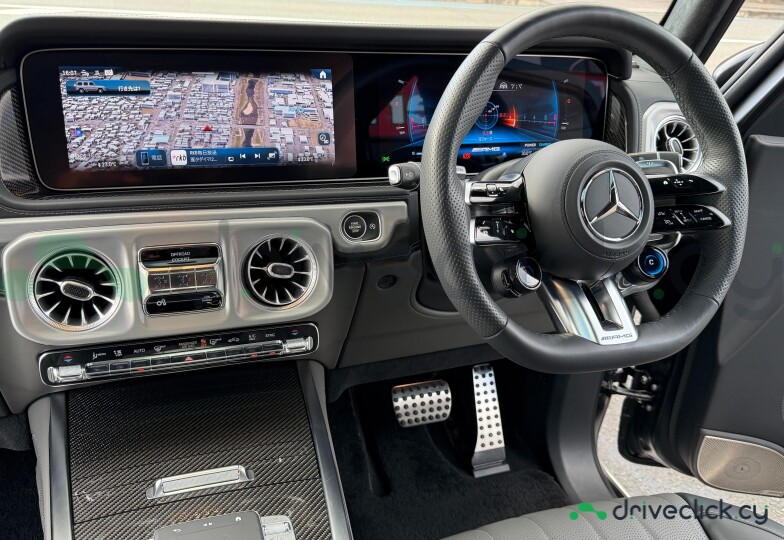 Mercedes G-class Black