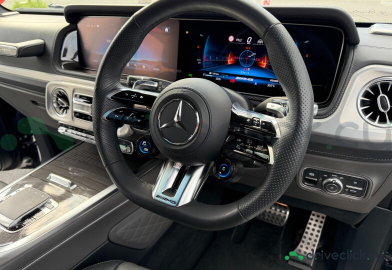 Mercedes G-class Black