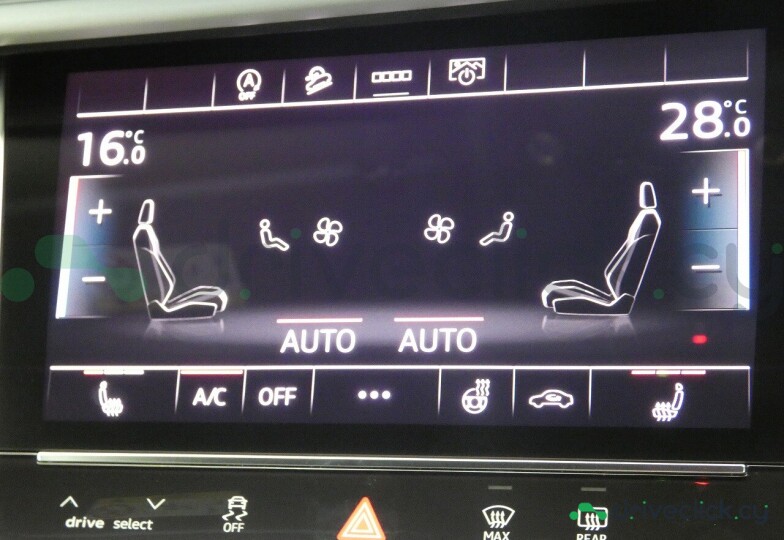 Audi Q7 White