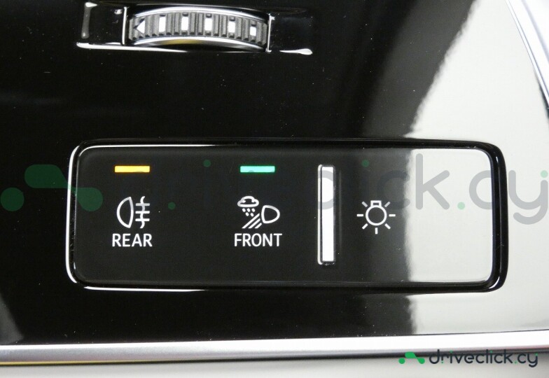 Audi Q7 White