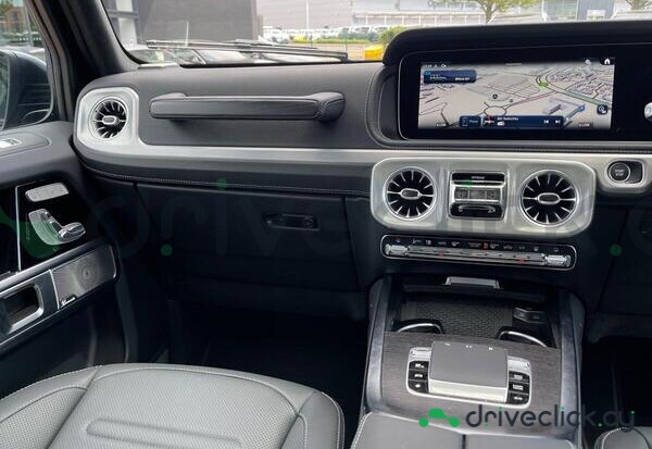 Mercedes G-class Black