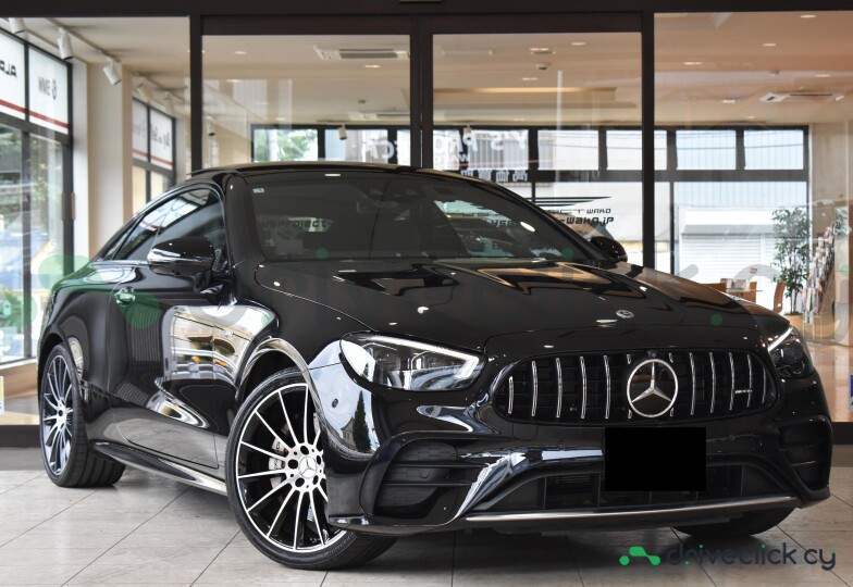 Mercedes E-class Black