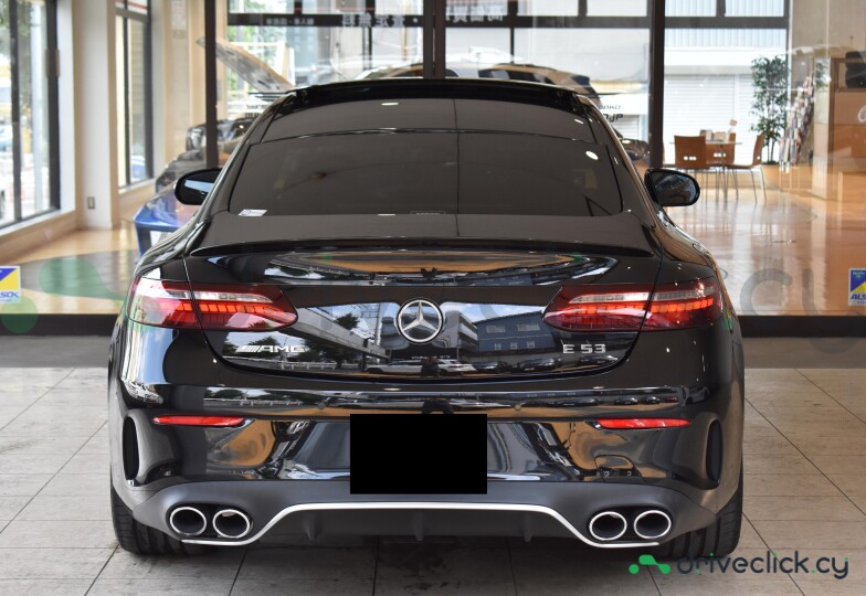 Mercedes E-class Black