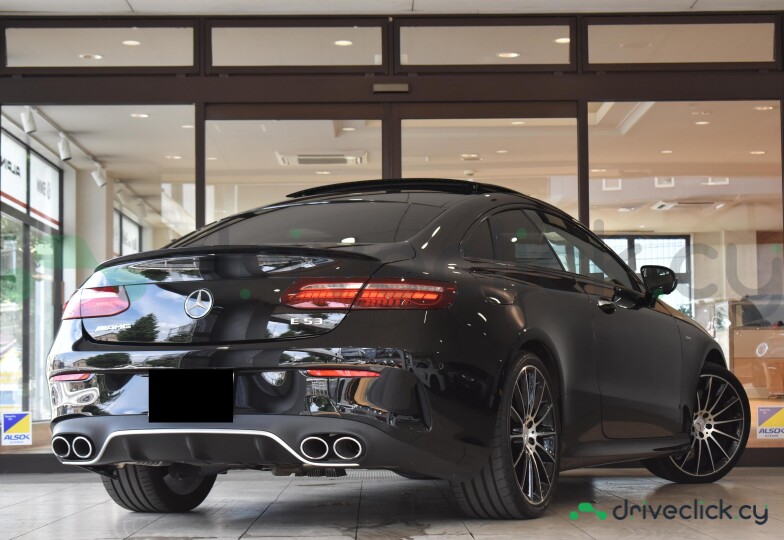 Mercedes E-class Black