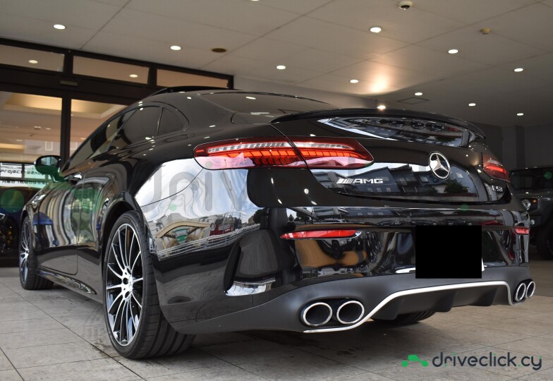 Mercedes E-class Black