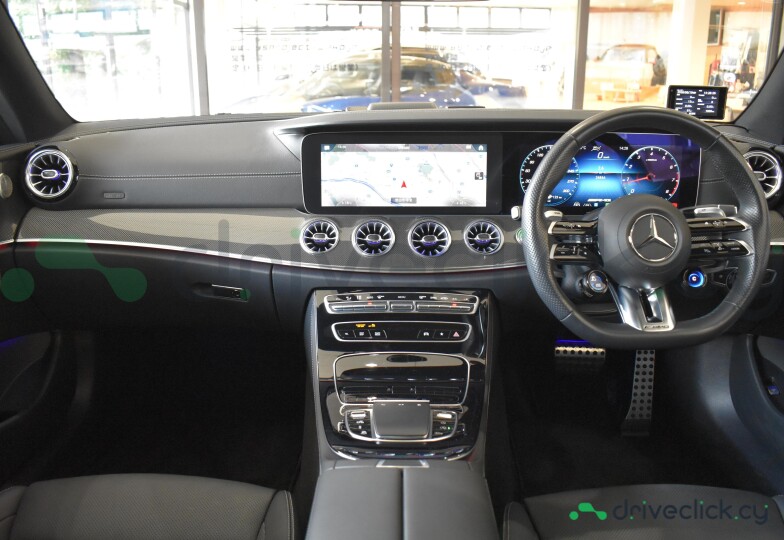 Mercedes E-class Black