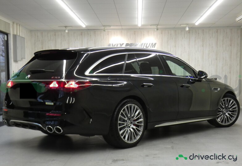 Mercedes E-class Black
