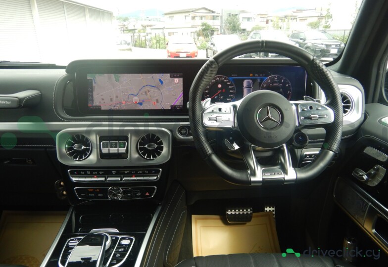 Mercedes G-class Black