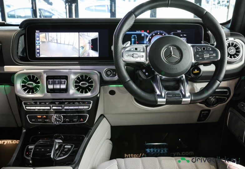 Mercedes G-class Grey