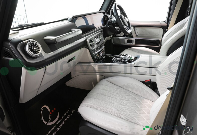 Mercedes G-class Grey