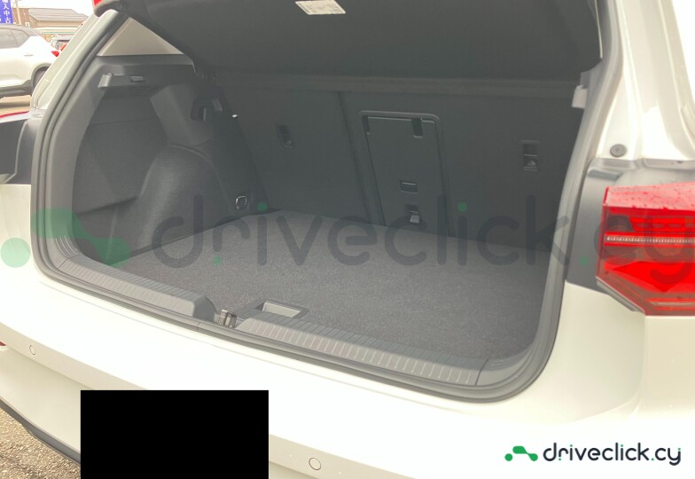 Volkswagen Golf White