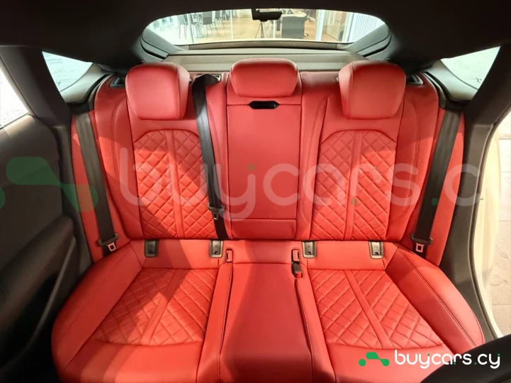 Audi S5 Sportback Белый