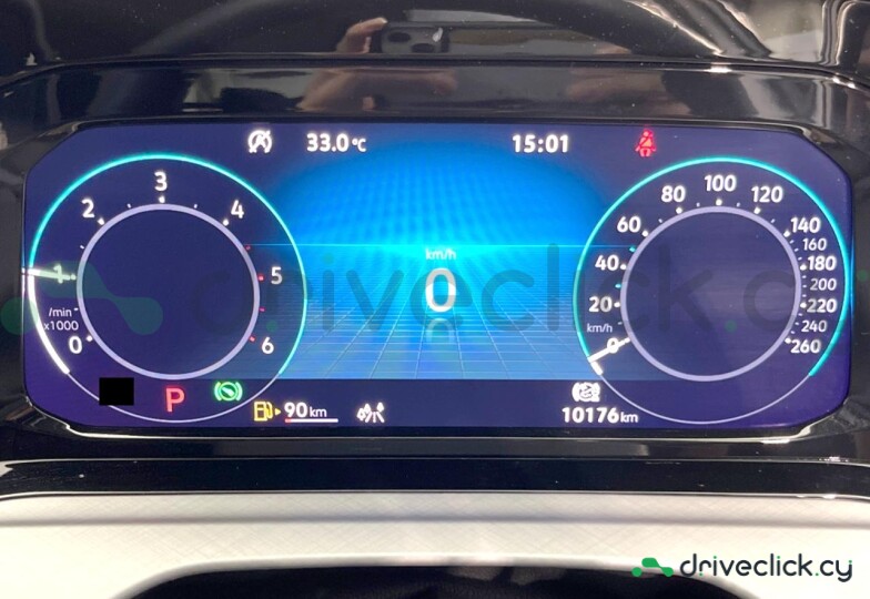Volkswagen Golf White