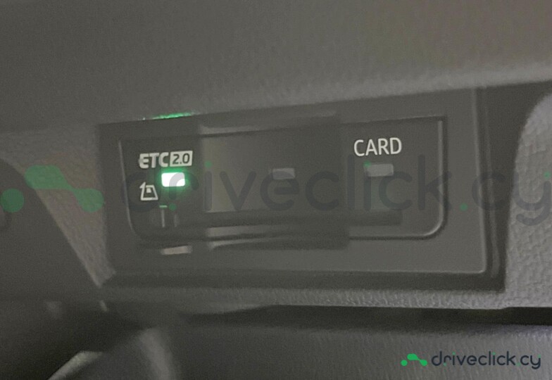 Volkswagen Golf White